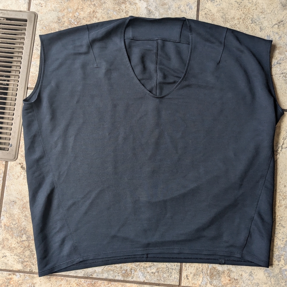 Lululemon shirt
